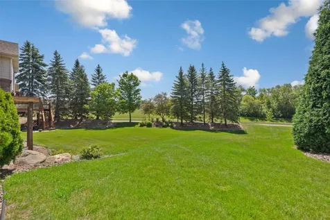 827 Vardon Court Faribault MN 55021