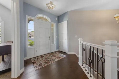 827 Vardon Court Faribault MN 55021