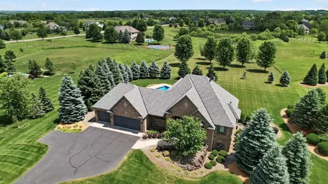19295 Oak Grove Avenue Prior Lake MN 55372