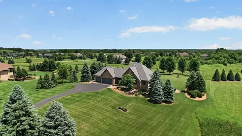 19295 Oak Grove Avenue Prior Lake MN 55372