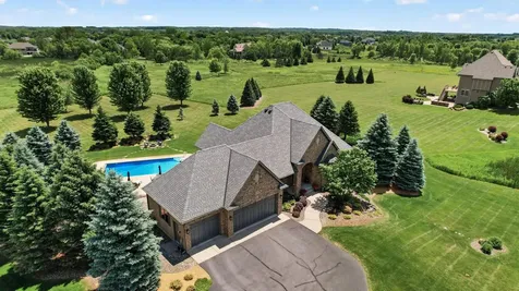 19295 Oak Grove Avenue Prior Lake MN 55372
