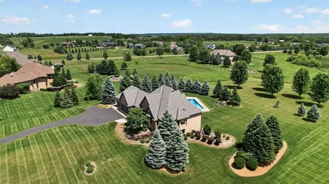 19295 Oak Grove Avenue Prior Lake MN 55372