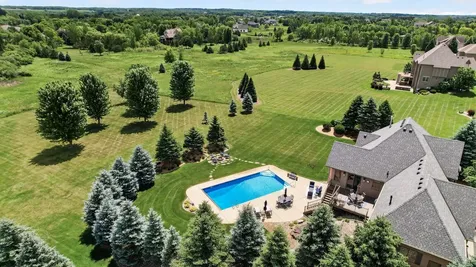 19295 Oak Grove Avenue Prior Lake MN 55372