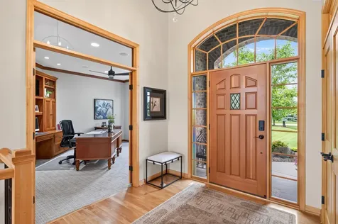 19295 Oak Grove Avenue Prior Lake MN 55372