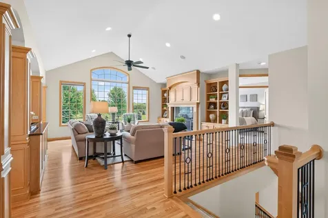 19295 Oak Grove Avenue Prior Lake MN 55372