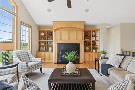 19295 Oak Grove Avenue Prior Lake MN 55372