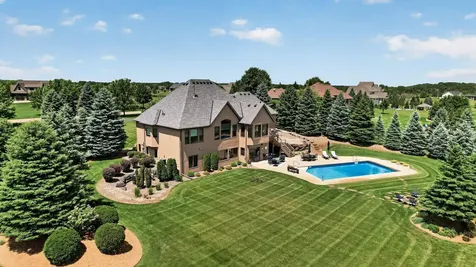 19295 Oak Grove Avenue Prior Lake MN 55372