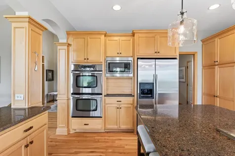 19295 Oak Grove Avenue Prior Lake MN 55372
