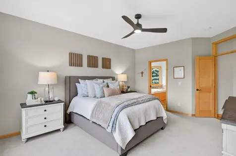 19295 Oak Grove Avenue Prior Lake MN 55372