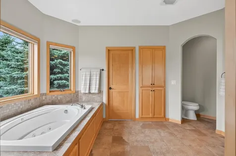 19295 Oak Grove Avenue Prior Lake MN 55372