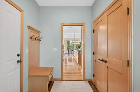 19295 Oak Grove Avenue Prior Lake MN 55372