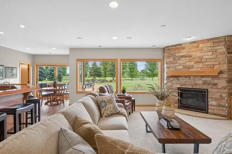19295 Oak Grove Avenue Prior Lake MN 55372