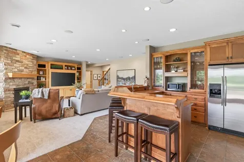 19295 Oak Grove Avenue Prior Lake MN 55372