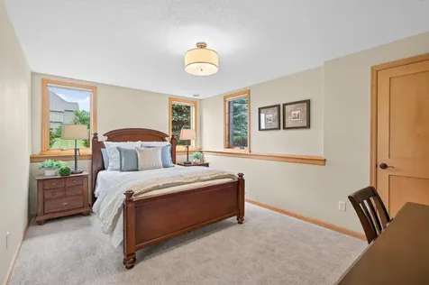 19295 Oak Grove Avenue Prior Lake MN 55372