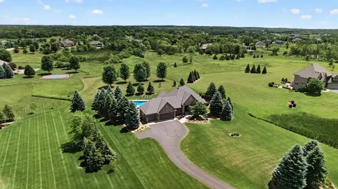 19295 Oak Grove Avenue Prior Lake MN 55372