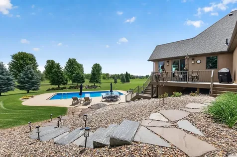 19295 Oak Grove Avenue Prior Lake MN 55372
