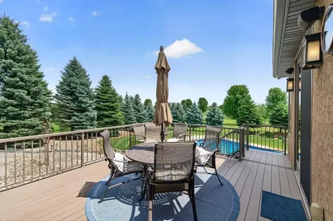 19295 Oak Grove Avenue Prior Lake MN 55372