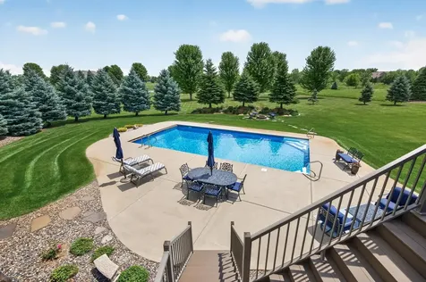 19295 Oak Grove Avenue Prior Lake MN 55372