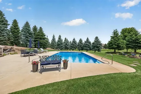 19295 Oak Grove Avenue Prior Lake MN 55372