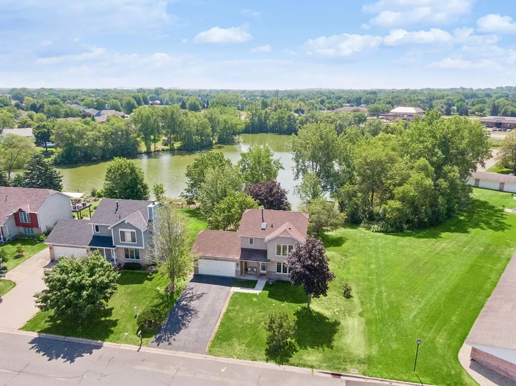 7370 158th Street W Apple Valley MN 55124