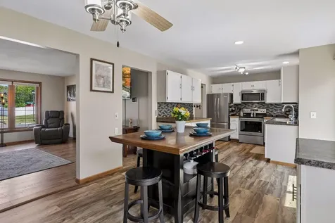 7370 158th Street W Apple Valley MN 55124