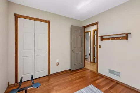7370 158th Street W Apple Valley MN 55124