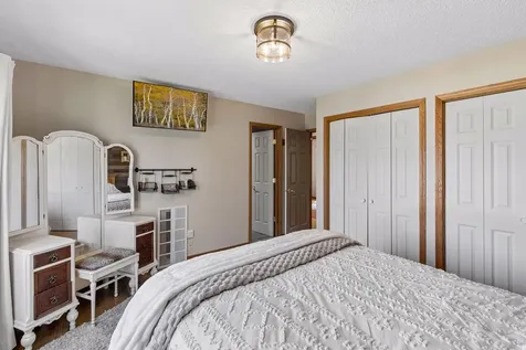 7370 158th Street W Apple Valley MN 55124