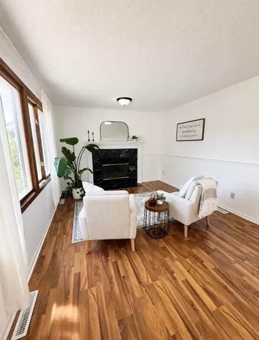 9142 Woodhall Crossing N Minneapolis MN 55443