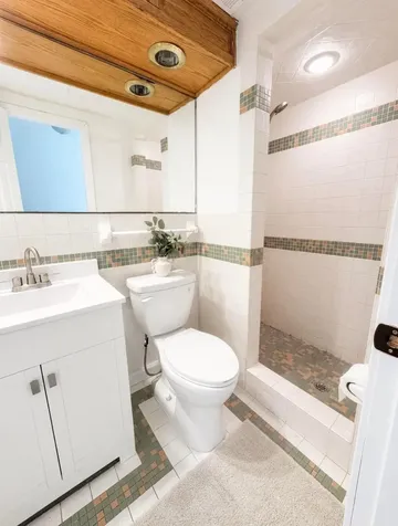 9142 Woodhall Crossing N Minneapolis MN 55443