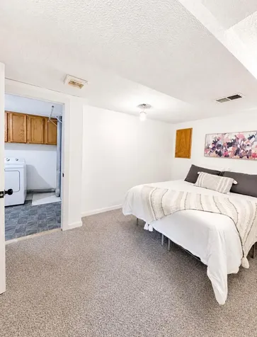9142 Woodhall Crossing N Minneapolis MN 55443