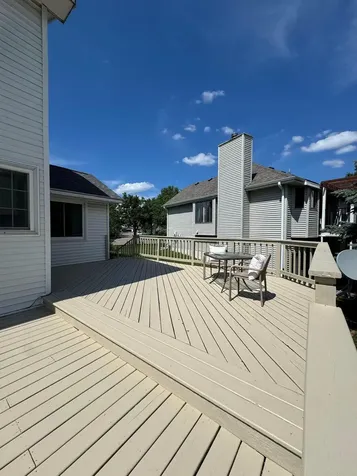 9142 Woodhall Crossing N Minneapolis MN 55443
