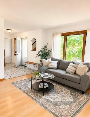 9142 Woodhall Crossing N Minneapolis MN 55443