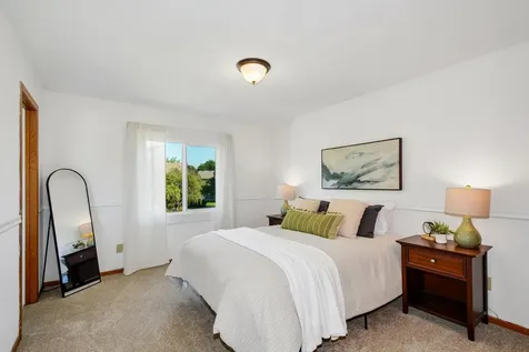 9142 Woodhall Crossing N Minneapolis MN 55443