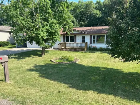 305 Lakeview Drive Lake Park MN 56554
