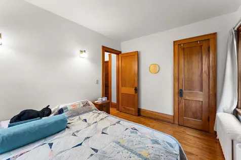 2017 Laurel Avenue Saint Paul MN 55104