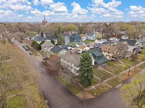 2017 Laurel Avenue Saint Paul MN 55104