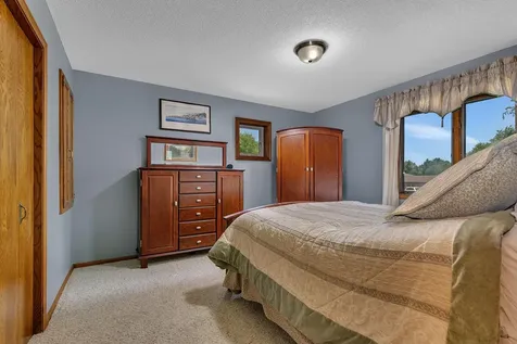1735 Hazelwood Circle Saint Cloud MN 56303