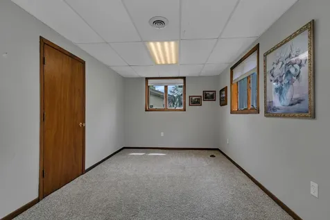 1735 Hazelwood Circle Saint Cloud MN 56303