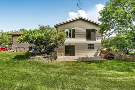1735 Hazelwood Circle Saint Cloud MN 56303