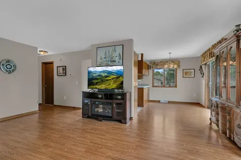 1735 Hazelwood Circle Saint Cloud MN 56303