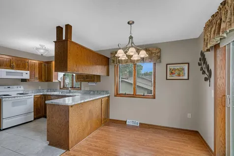 1735 Hazelwood Circle Saint Cloud MN 56303