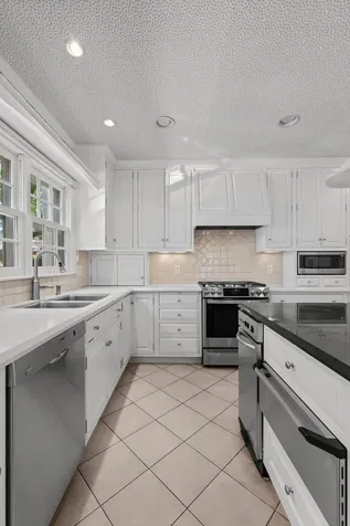 3725 Glenhurst Avenue Saint Louis Park MN 55416