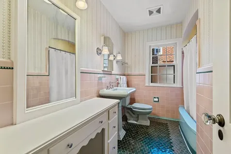 3725 Glenhurst Avenue Saint Louis Park MN 55416