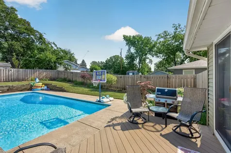 2607 Valley View Place White Bear Lake MN 55110