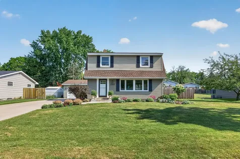 2607 Valley View Place White Bear Lake MN 55110