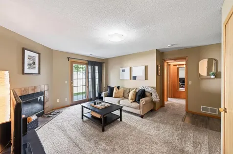 8087 Curtis Lane Eden Prairie MN 55347