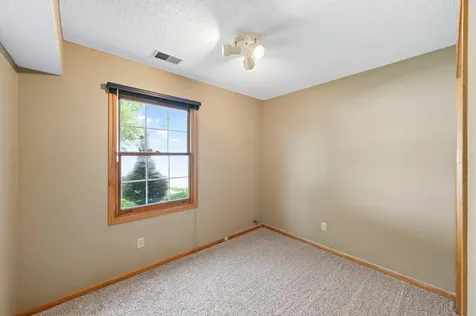 8087 Curtis Lane Eden Prairie MN 55347