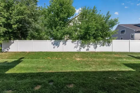 8087 Curtis Lane Eden Prairie MN 55347
