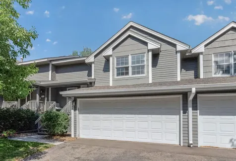 8087 Curtis Lane Eden Prairie MN 55347