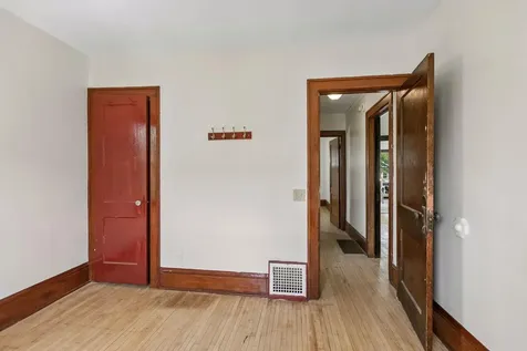 3823 Dupont Avenue N Minneapolis MN 55412